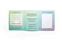 Load image into Gallery viewer, Moxie Classic Trifold
